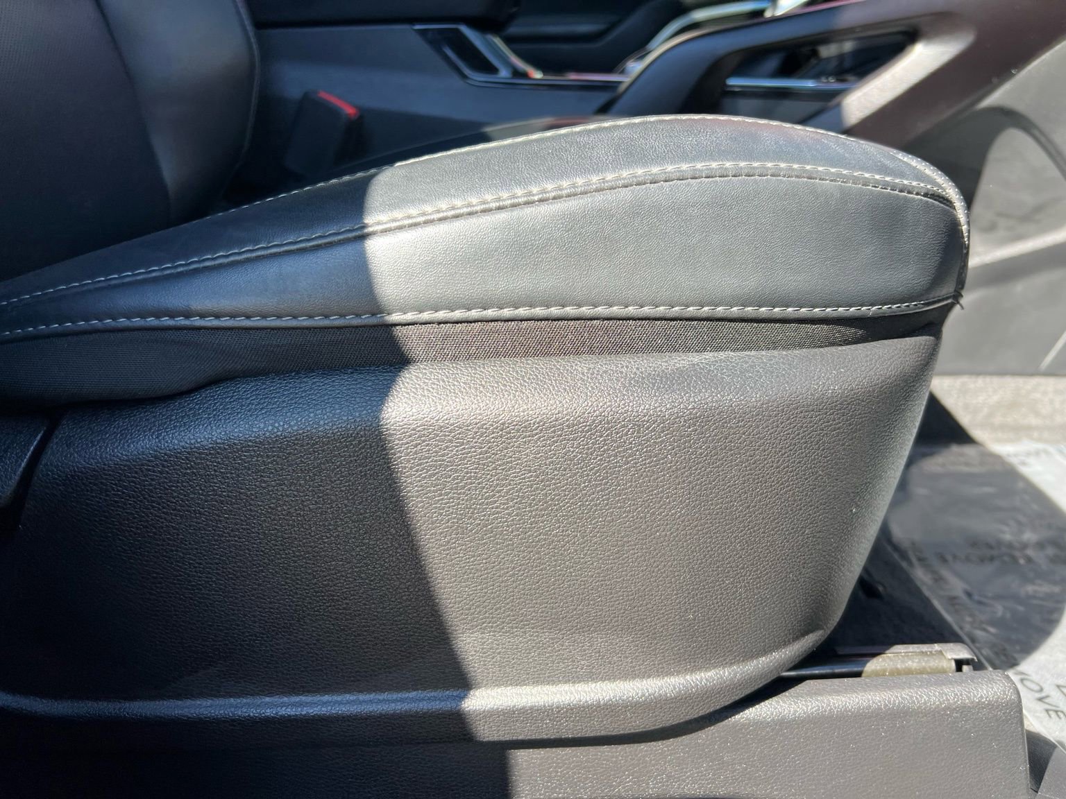 Used 2025 Kia Telluride S image 60