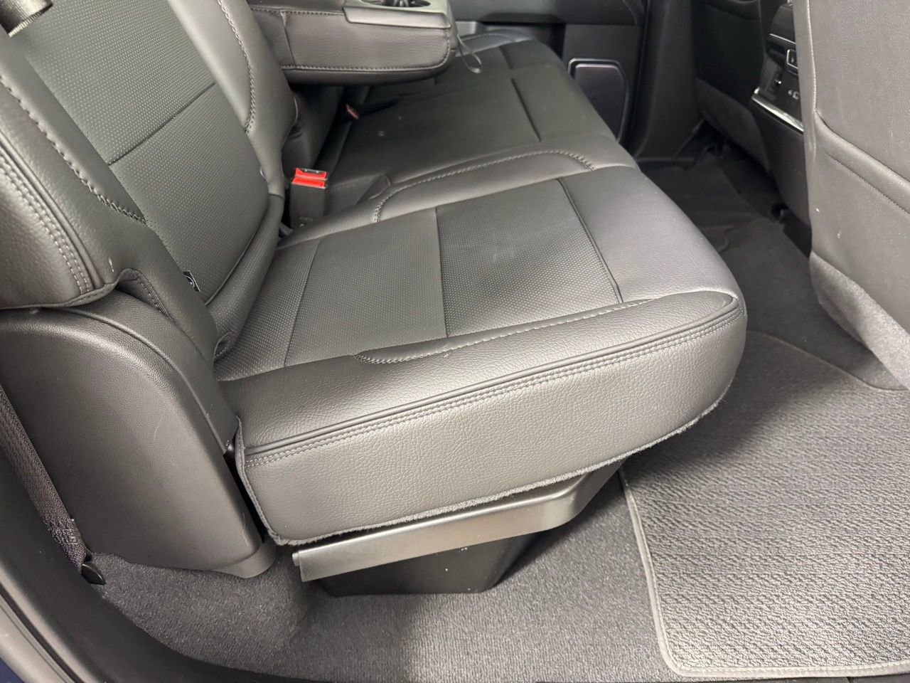 Used 2022 GMC Sierra 1500 Denali RWD image 40