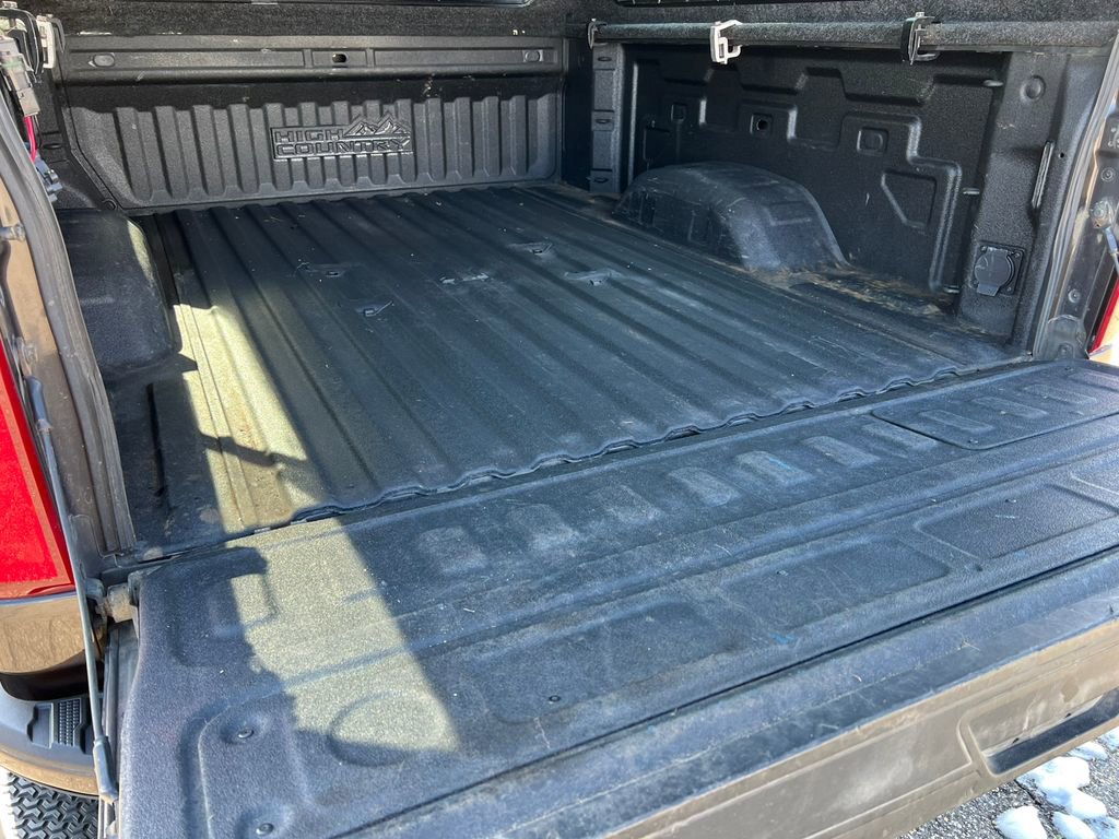 Used 2020 Chevrolet Silverado 2500 High Country w/ Z71 Off-Road Package image 14