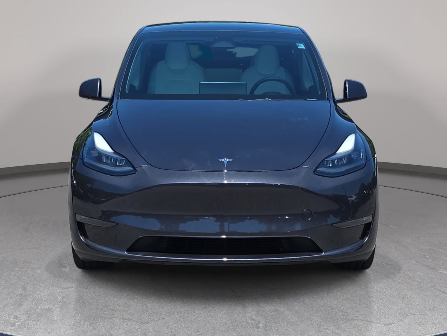Used 2024 Tesla Model Y Long Range AWD/4WD image 2