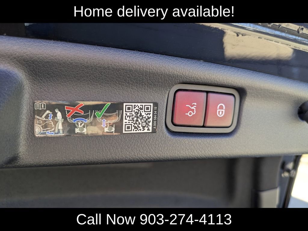 Used 2023 Mercedes-Benz C 300 4MATIC Sedan image 31