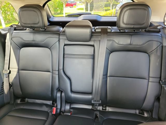 Certified 2024 Lincoln Corsair FWD image 11