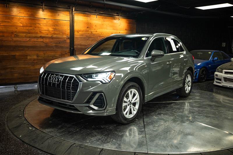 Used 2023 Audi Q3 2.0T Premium AWD/4WD image 2