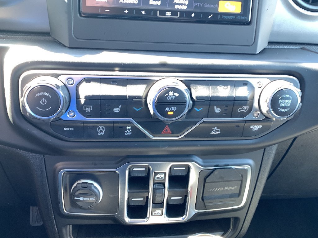 Used 2021 Jeep Wrangler Unlimited Sport AWD/4WD image 32