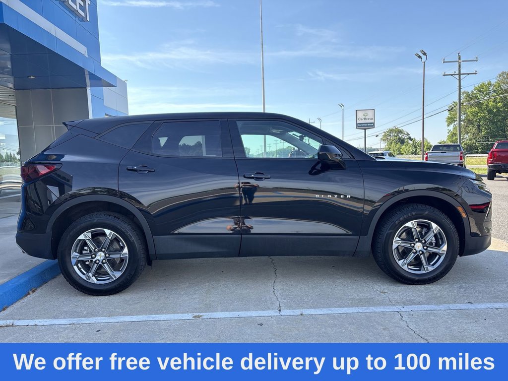 Certified 2025 Chevrolet Blazer LT AWD/4WD image 9