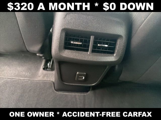 Used 2024 Chevrolet Equinox LT FWD image 32
