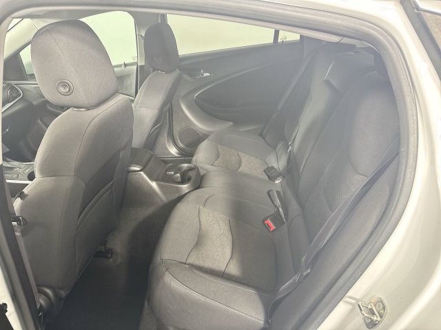 Used 2017 Chevrolet Volt LT FWD image 21