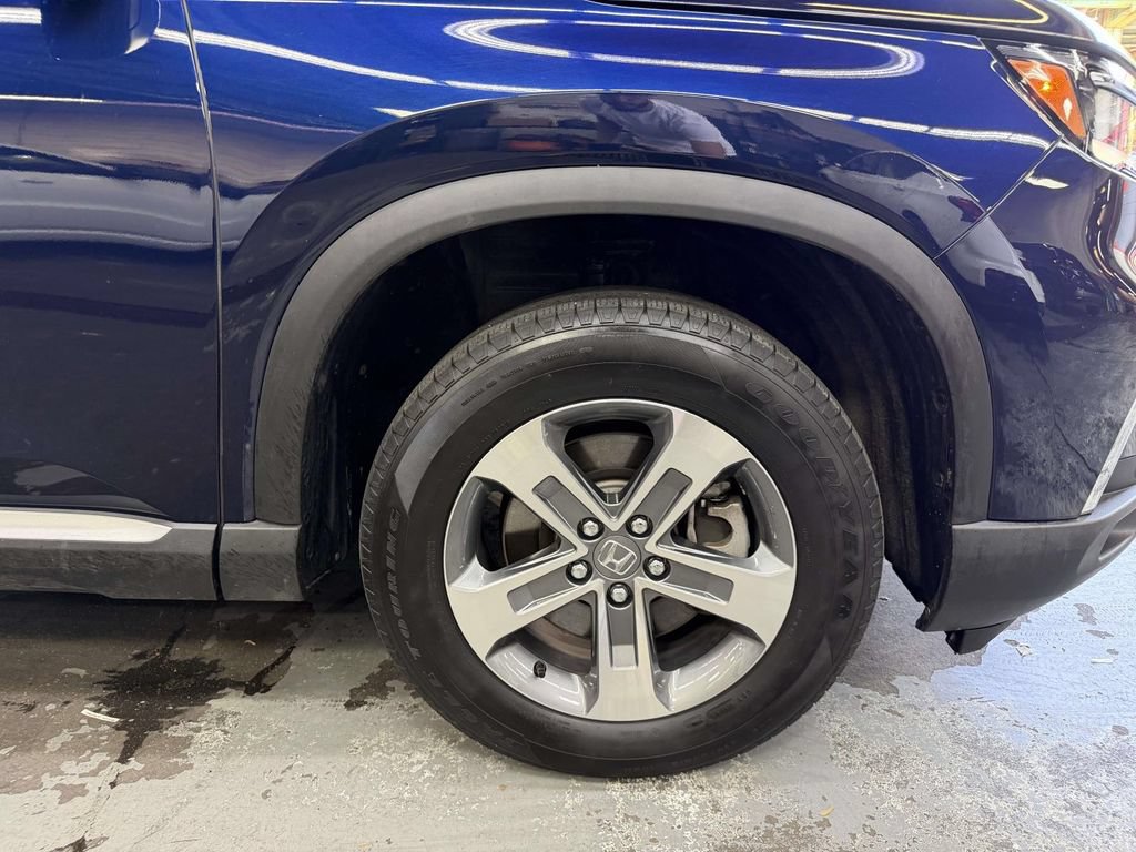 Used 2025 Honda Pilot EX-L image 28