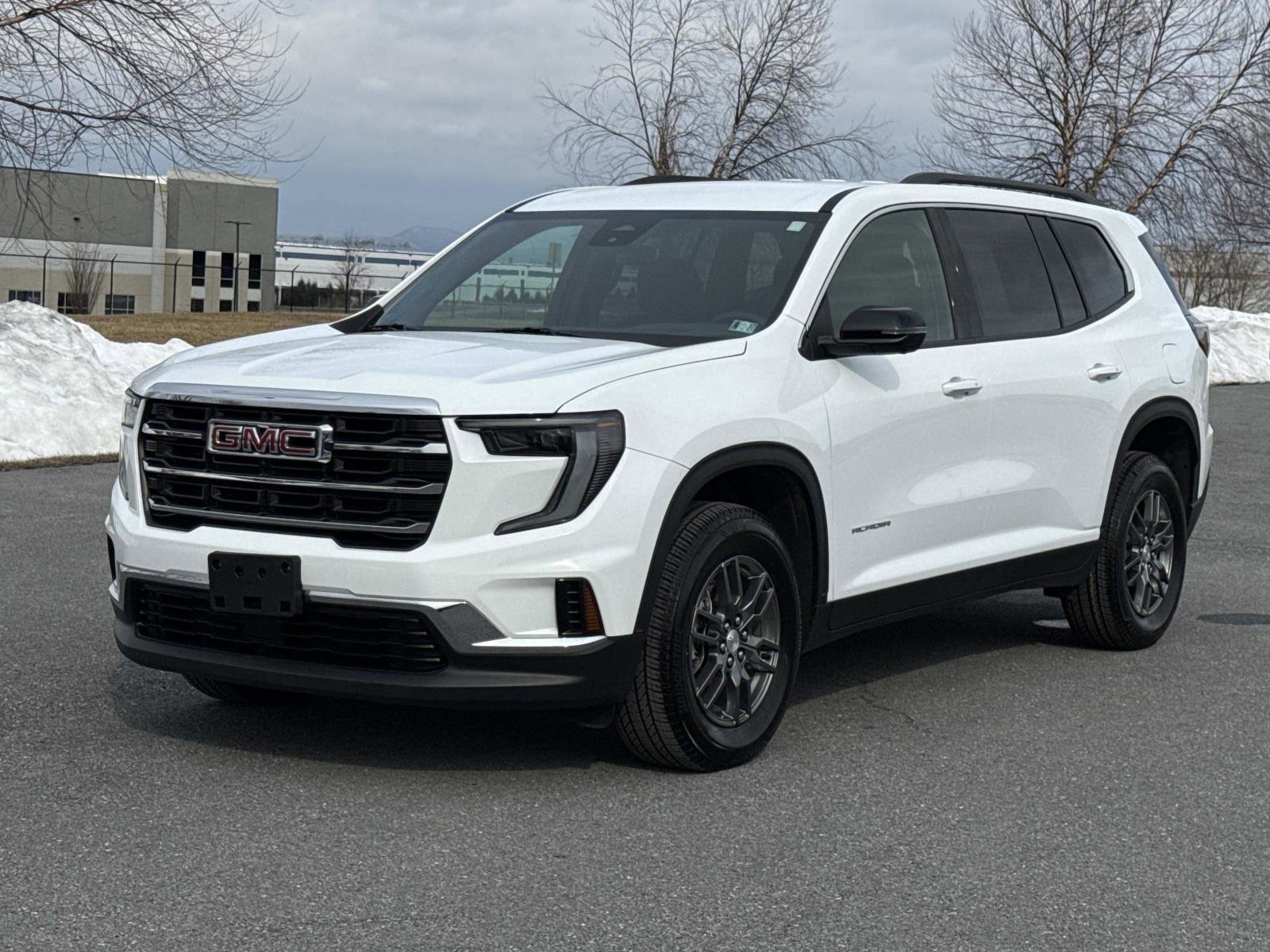Used 2025 GMC Acadia Elevation image 27