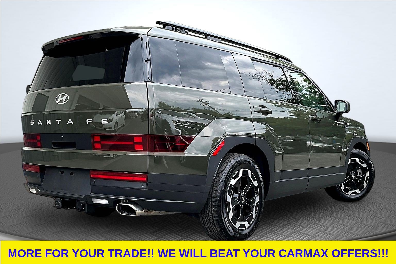 Used 2025 Hyundai Santa Fe SEL FWD image 7