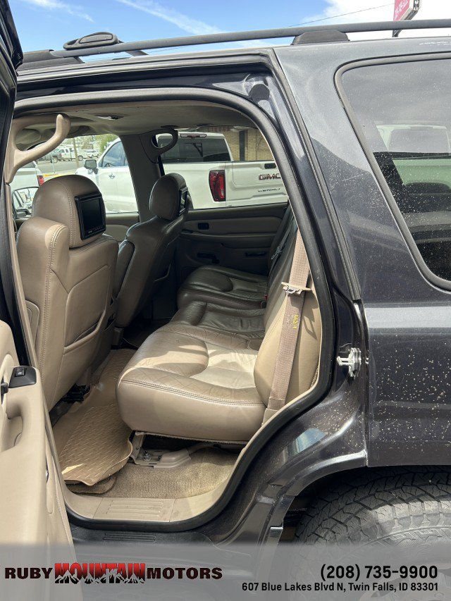 Used 2004 GMC Yukon Denali AWD/4WD image 16