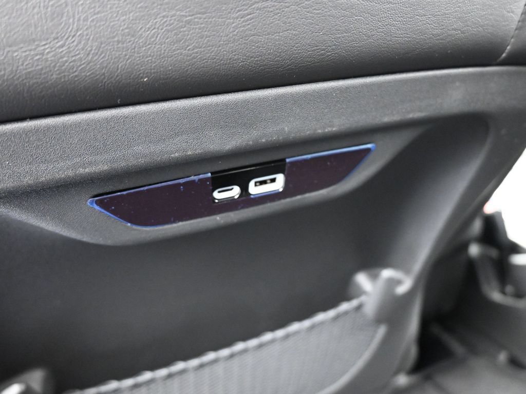 New 2026 Chrysler Pacifica Limited w/ S Appearance Package FWD image 30
