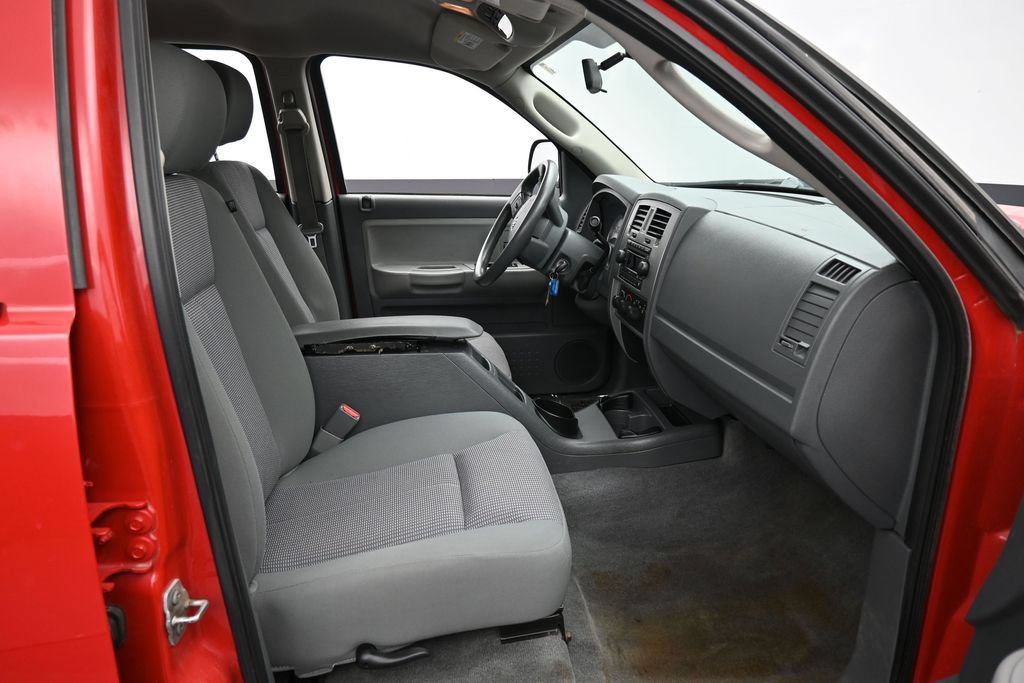 Used 2007 Dodge Dakota SLT w/ Trailer Tow Group AWD/4WD image 32