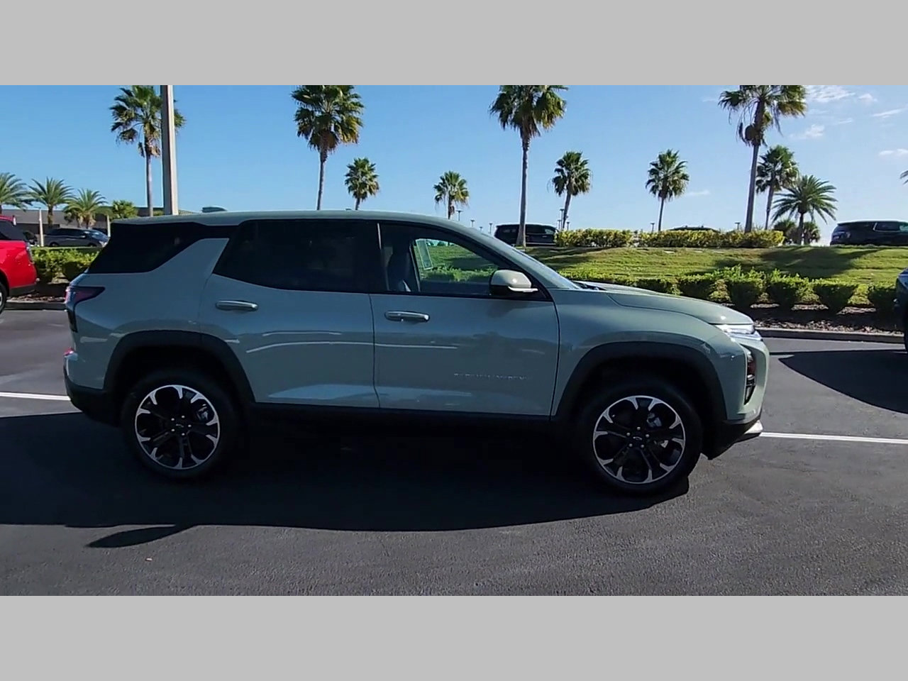 New 2026 Chevrolet Equinox LT w/ Convenience Package II image 23