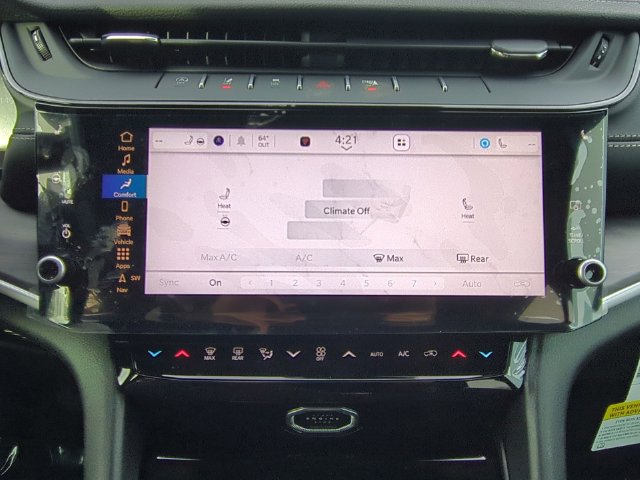 New 2026 Jeep Grand Cherokee Altitude AWD/4WD image 17