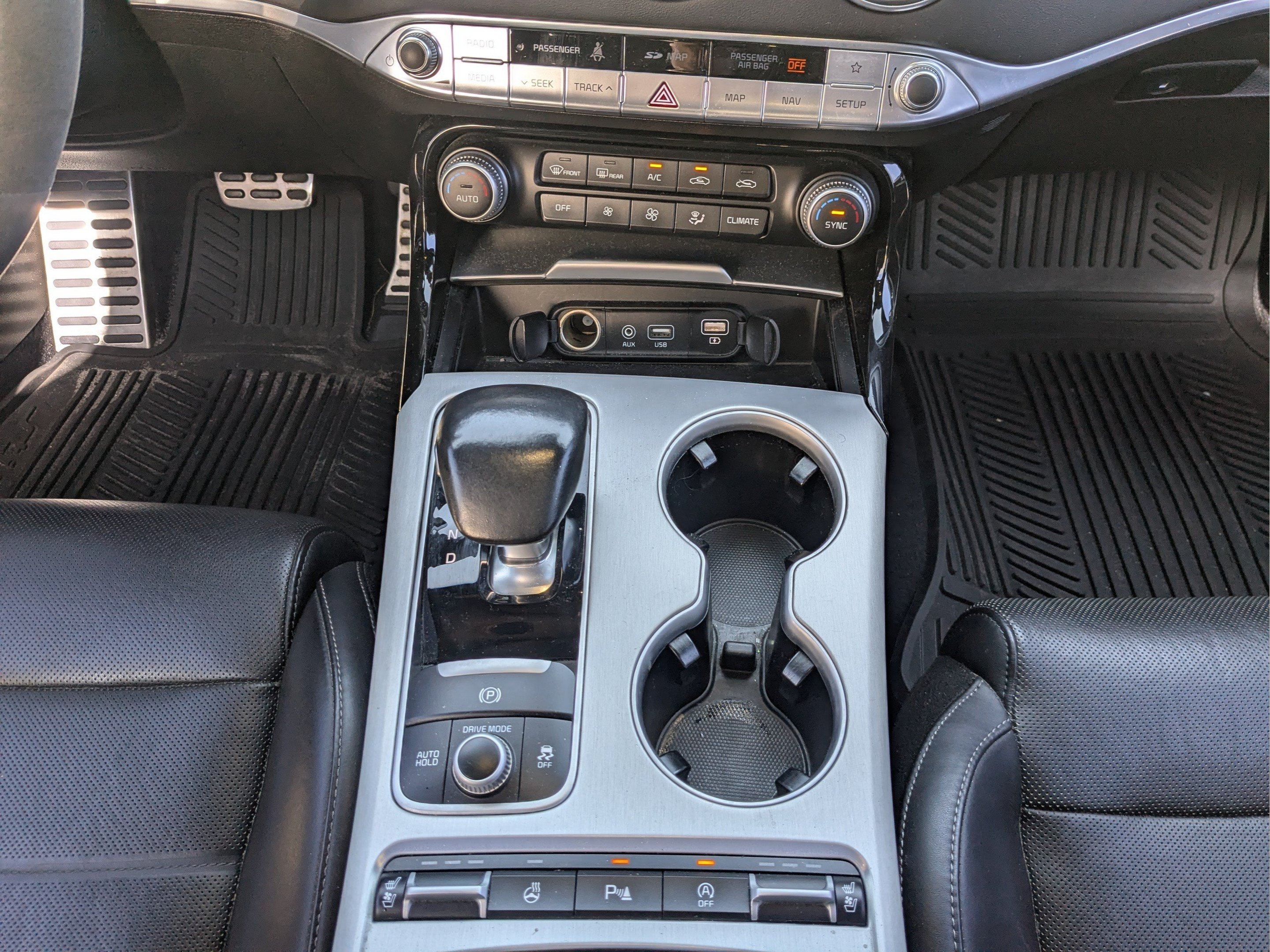 Used 2018 Kia Stinger GT2 AWD/4WD image 20