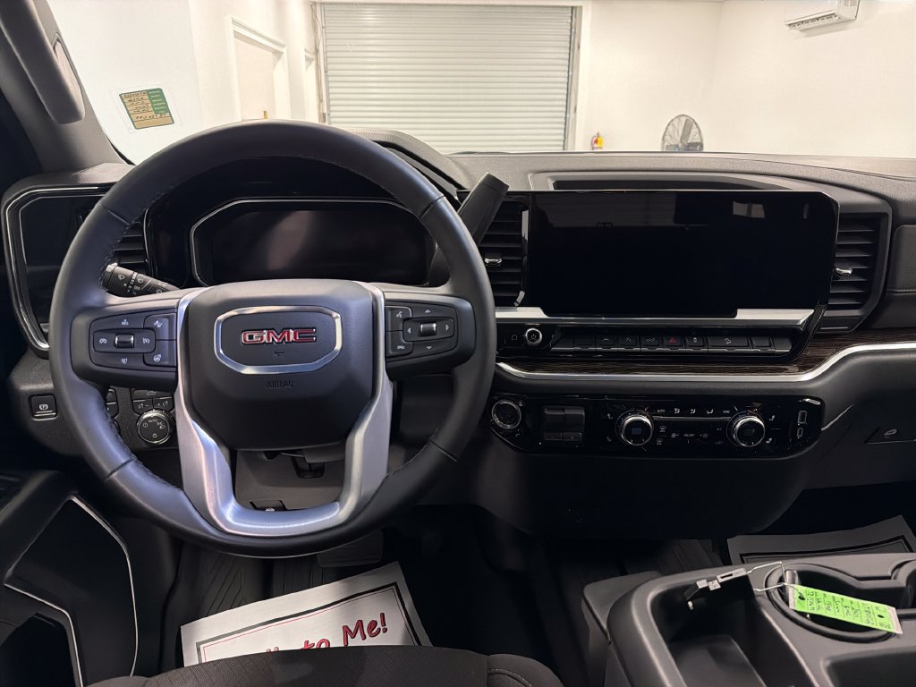 Used 2026 GMC Sierra 1500 SLE AWD/4WD image 16