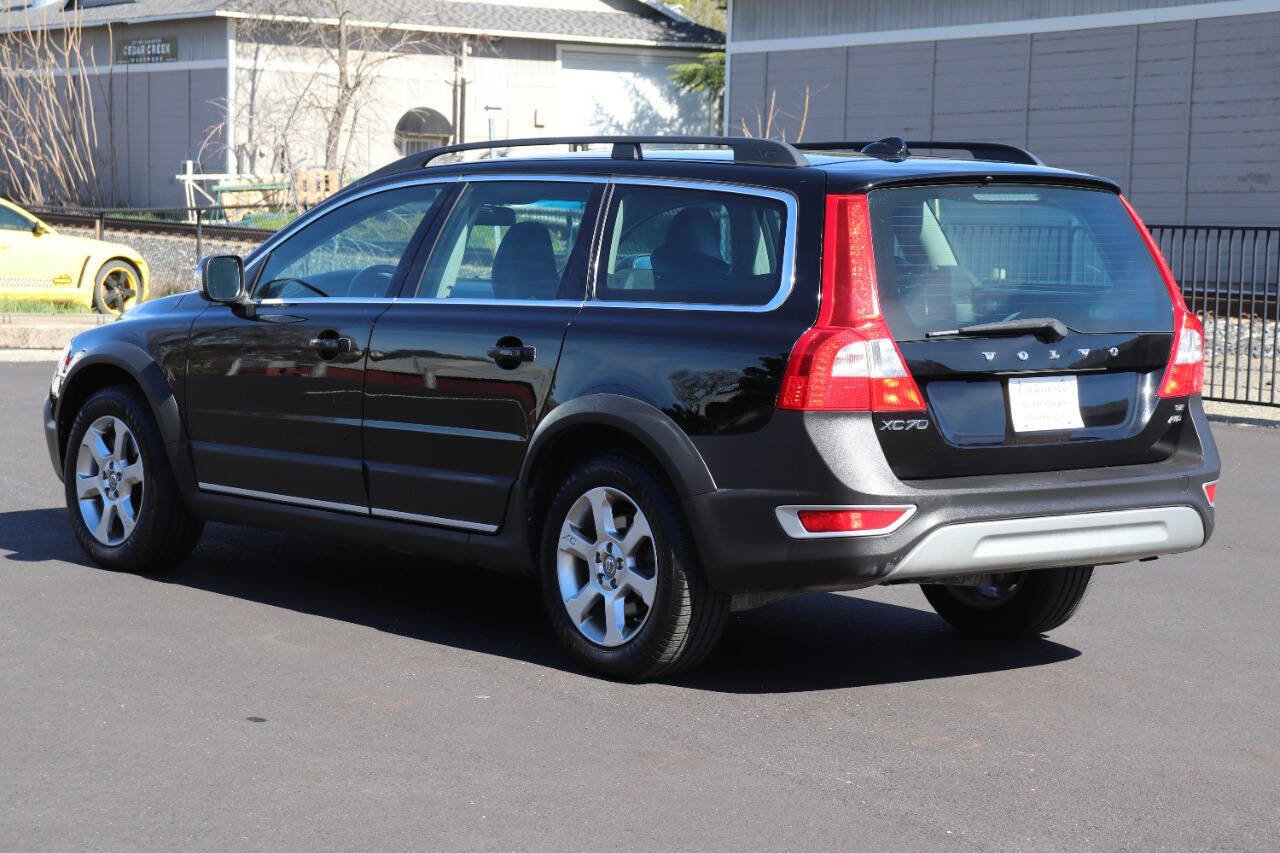 Used 2010 Volvo XC70 3.2 image 6
