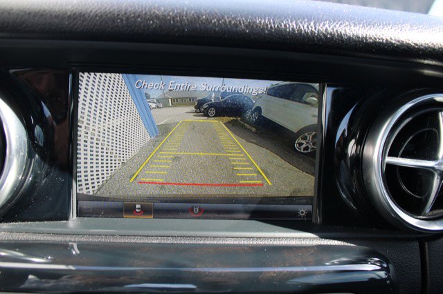 Used 2019 Mercedes-Benz SLC 300 image 22