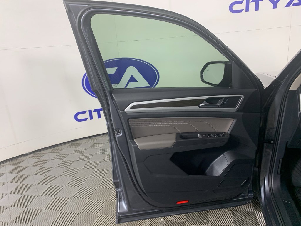 Used 2022 Volkswagen Atlas SE image 14