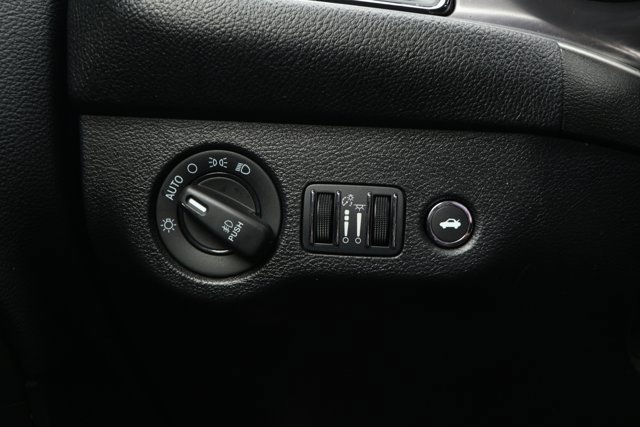 Used 2022 Dodge Challenger GT w/ Cold Weather Group image 15