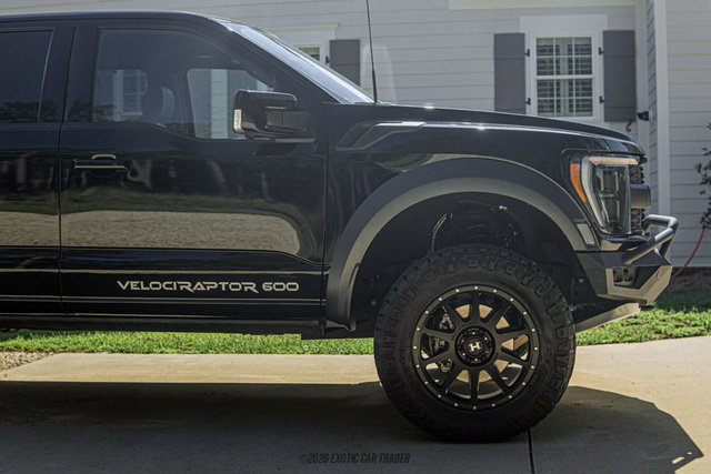 Used 2022 Ford F150 Raptor w/ Equipment Group 801A High AWD/4WD image 11