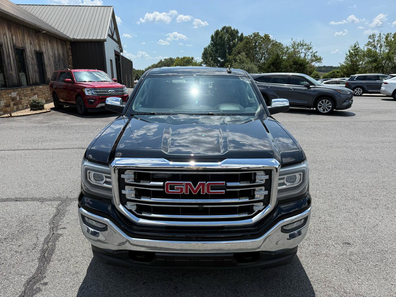 Used 2016 GMC Sierra 1500 SLT w/ SLT Premium Package AWD/4WD image 11