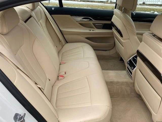 Used 2020 BMW 740i xDrive w/ Cold Weather Package image 27