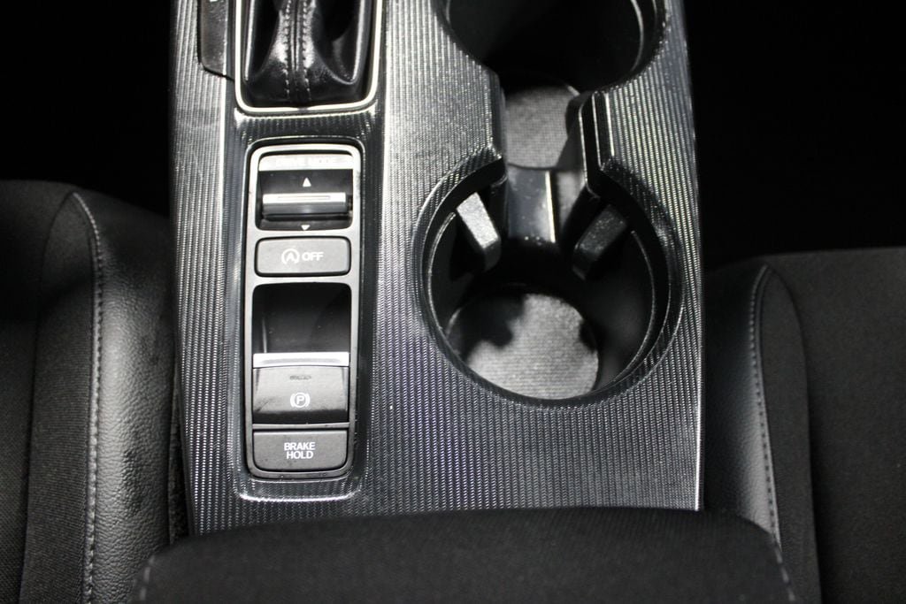 Used 2025 Honda Civic Sport image 31