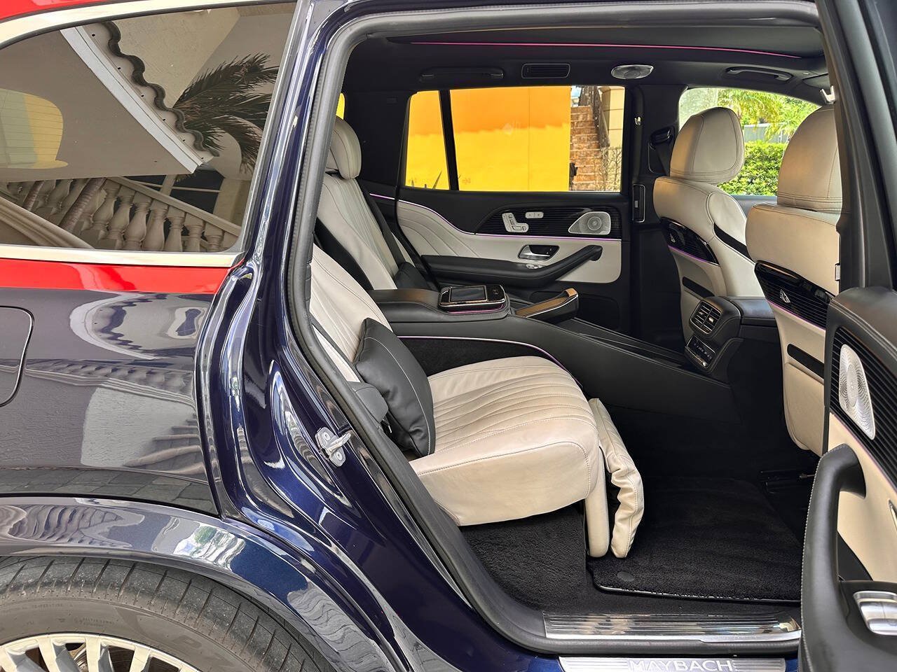 Used 2021 Mercedes-Benz Maybach GLS 600 4MATIC image 24