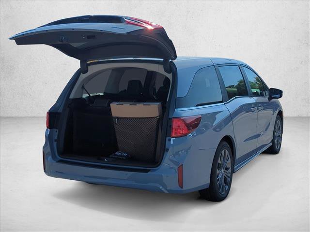 New 2027 Honda Odyssey Touring image 8