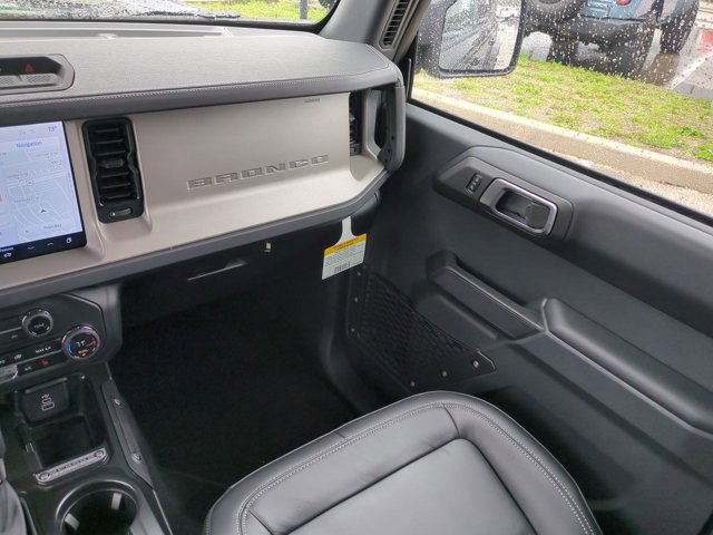 New 2026 Ford Bronco Outer Banks image 17