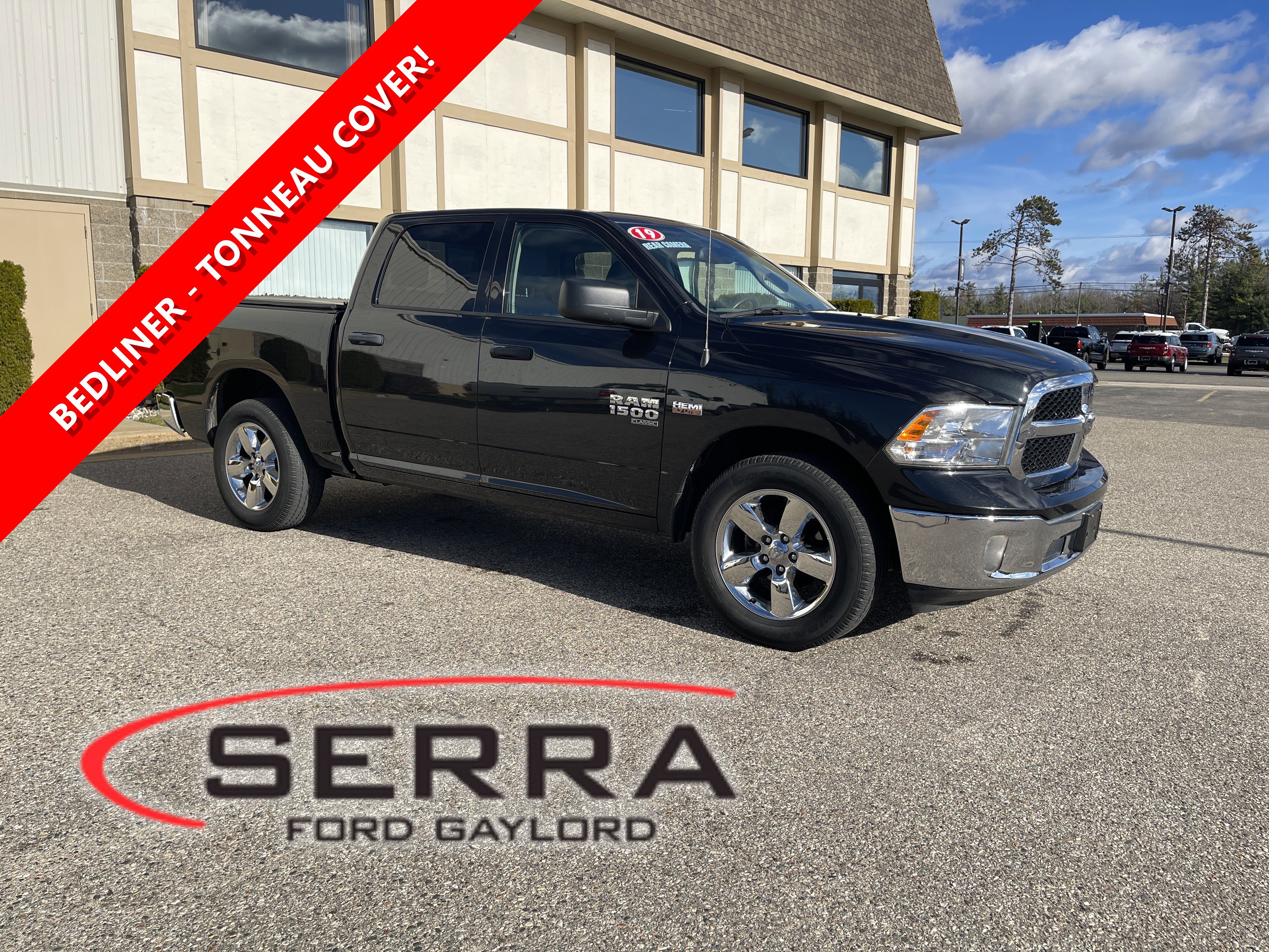 Used 2019 RAM 1500 ST w/ SXT Plus Group image 1