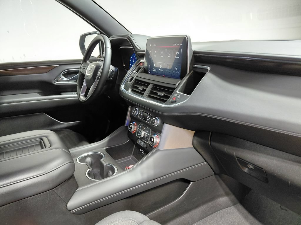 Used 2024 GMC Yukon SLE AWD/4WD image 14