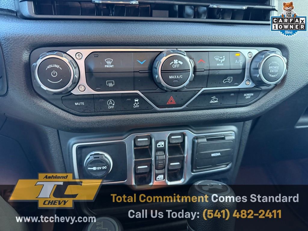 Used 2024 Jeep Wrangler Sport S image 21