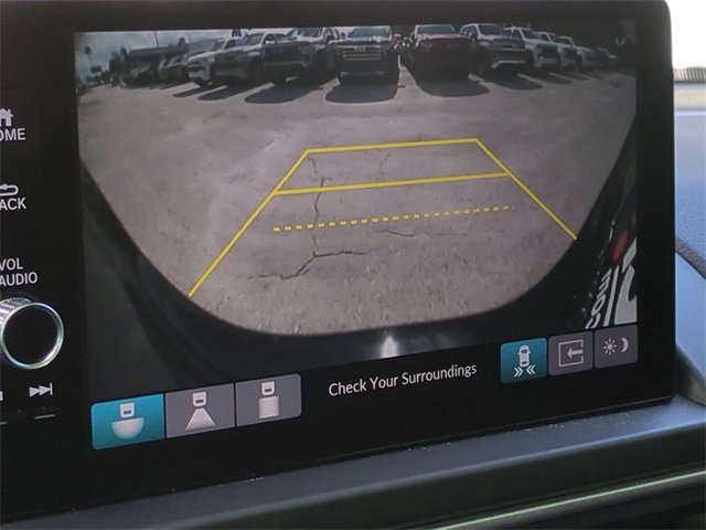 Used 2024 Honda Pilot Touring image 26