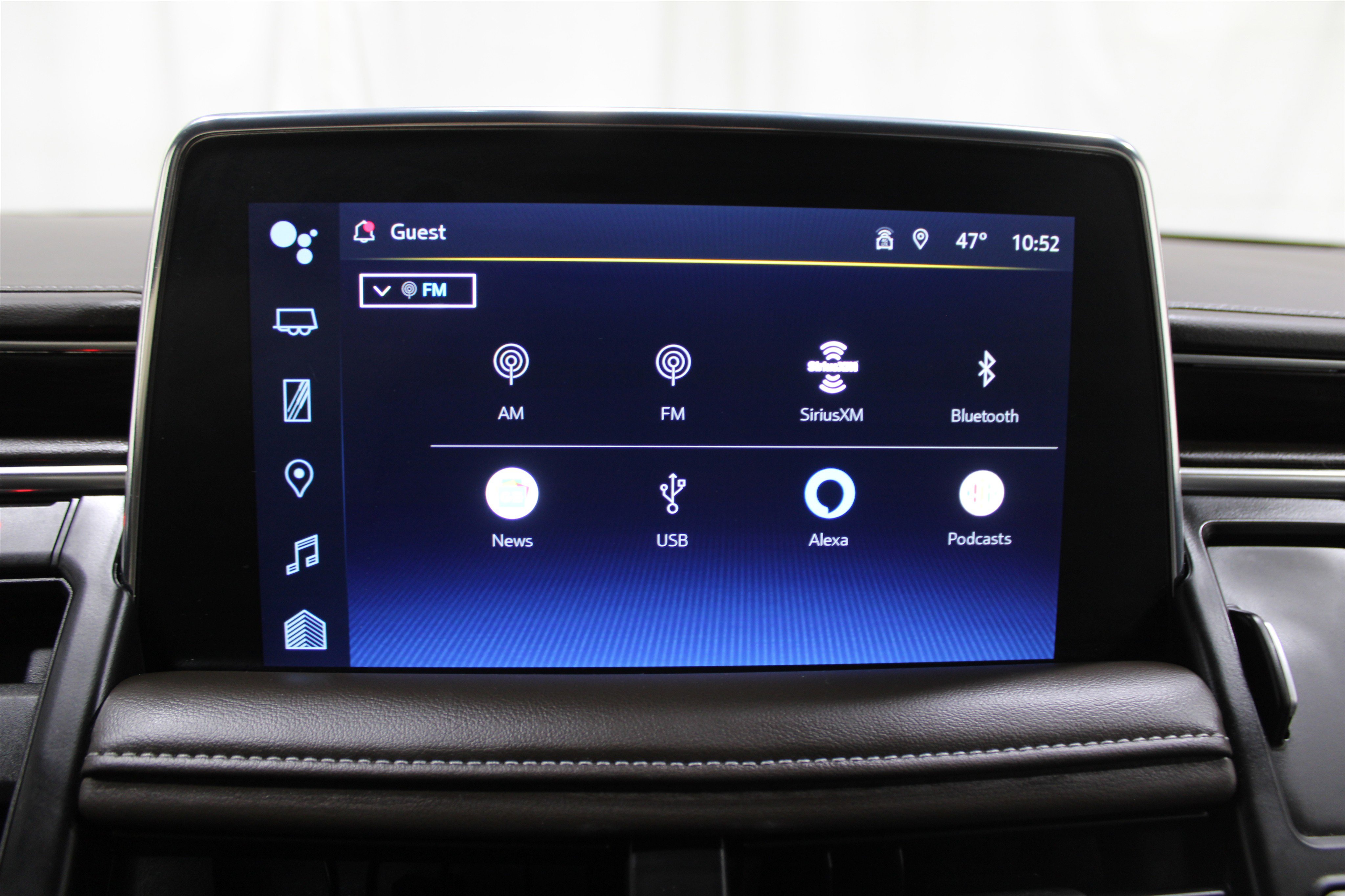 Used 2024 Chevrolet Tahoe LT w/ Luxury Package image 16