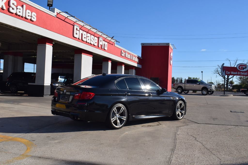 Used 2013 BMW M5 image 4