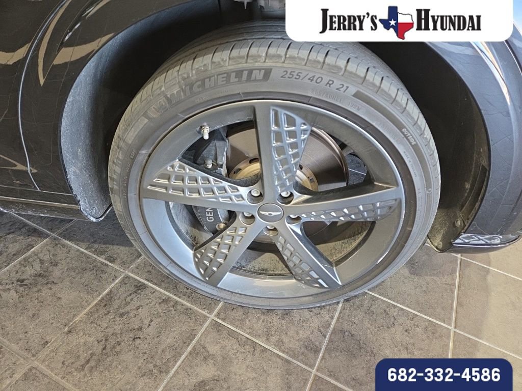 Used 2023 Genesis GV70 2.5T w/ Sport Prestige Package image 4