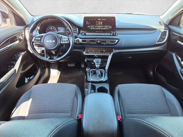 Used 2022 Kia Seltos S AWD/4WD image 17