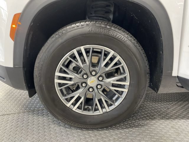 Certified 2025 Chevrolet Traverse LT AWD/4WD image 10