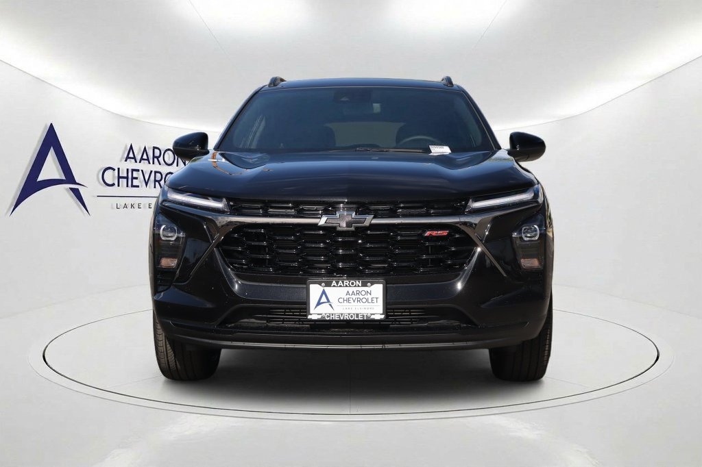 New 2026 Chevrolet Trax RS w/ Driver Confidence Package FWD image 2
