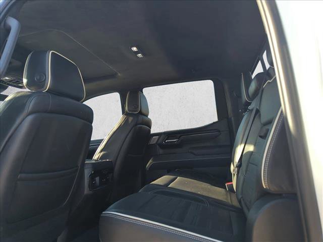 Used 2023 GMC Sierra 1500 AT4X image 14