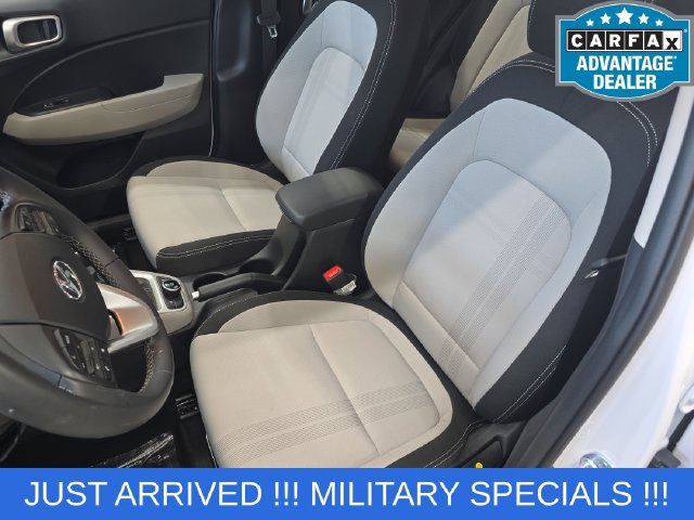 Used 2026 Hyundai Venue SEL FWD image 15