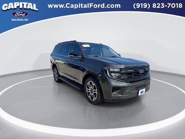Certified 2025 Ford Expedition Active AWD/4WD image 2