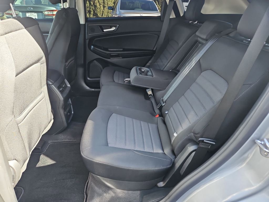 Used 2024 Ford Edge SE image 24