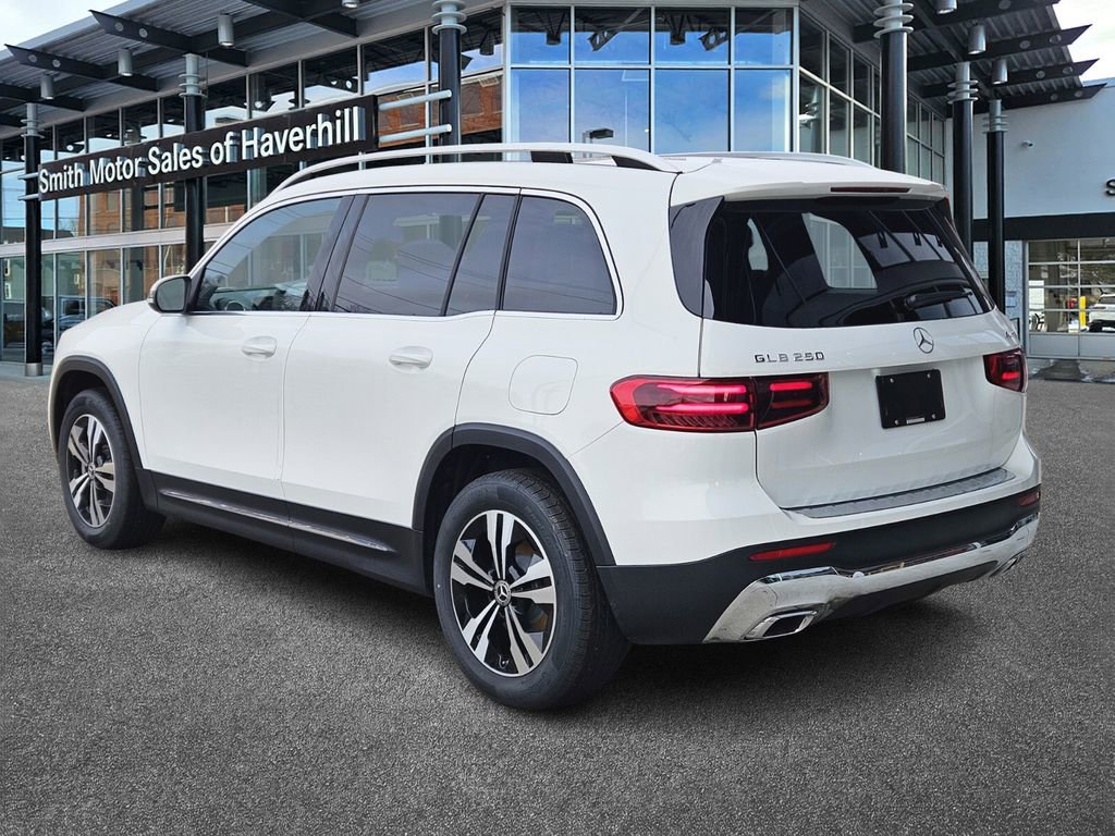 New 2026 Mercedes-Benz GLB 250 4MATIC image 3