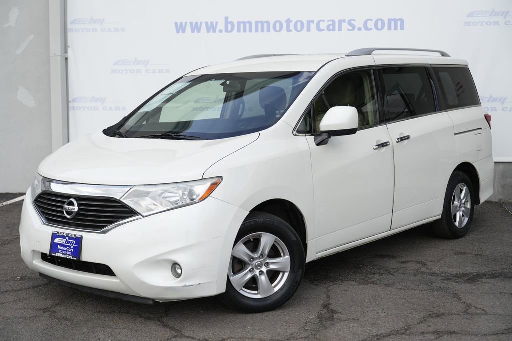 Used 2016 Nissan Quest SV FWD image 2