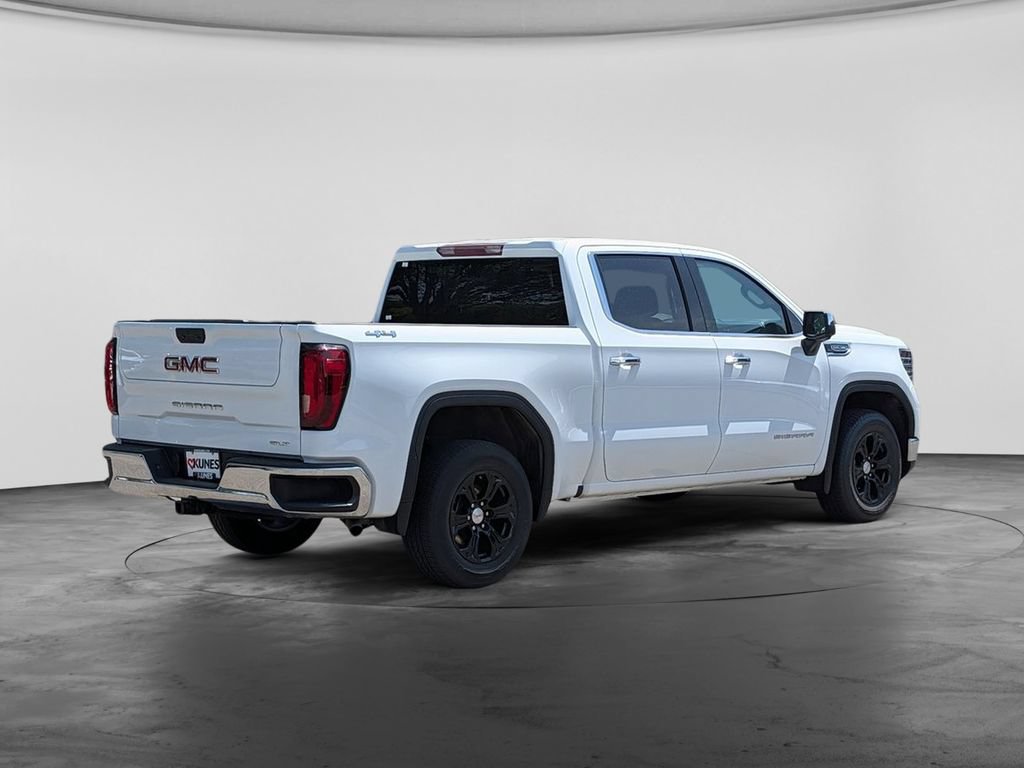 Used 2024 GMC Sierra 1500 SLT AWD/4WD image 14