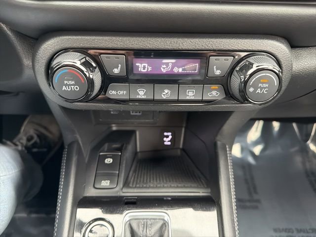Used 2021 Nissan Kicks SR w/ SR Premium Package image 26